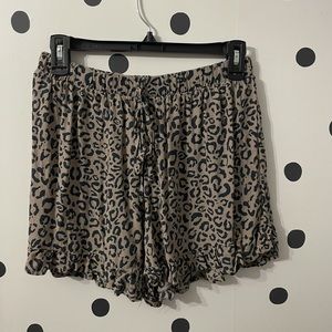 Small American eagle cheetah print shorts
